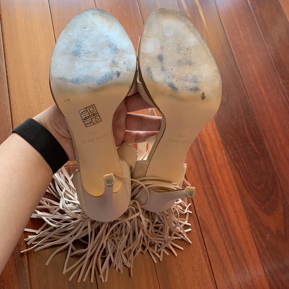 Tassel nude sandals - Picture 5 of 5